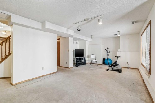 20 Macewan Ridge View Nw, Calgary, AB - Indoor