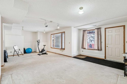 20 Macewan Ridge View Nw, Calgary, AB - Indoor Photo Showing Other Room