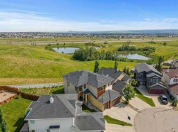 230 Royal Birch View NW Calgary, AB T3G 5J8