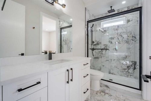312 Watercrest Place, Chestermere, AB - Indoor Photo Showing Bathroom