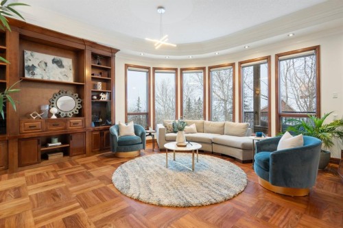 48 Coulee Park Sw, Calgary, AB - Indoor Photo Showing Living Room