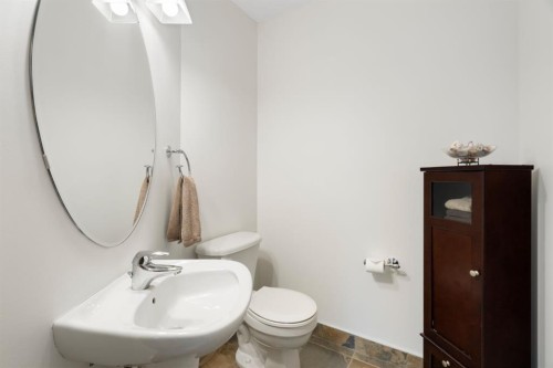 48 Coulee Park Sw, Calgary, AB - Indoor Photo Showing Bathroom
