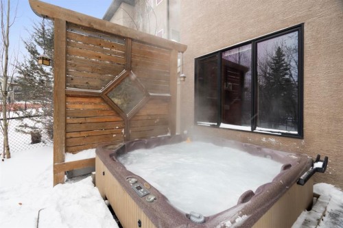 48 Coulee Park Sw, Calgary, AB - Outdoor With Exterior