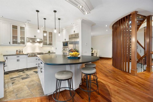 48 Coulee Park Sw, Calgary, AB - Indoor