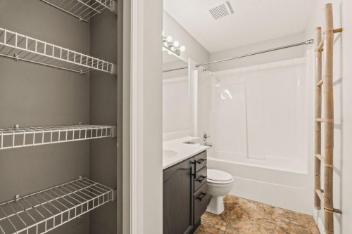 22-914 20 Street Se, Calgary, AB 