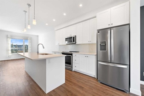 118 Evanscrest Manor Nw, Calgary, AB - Indoor Photo Showing Kitchen With Stainless Steel Kitchen With Upgraded Kitchen