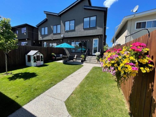 1126 40 Street Sw, Calgary, AB - Outdoor