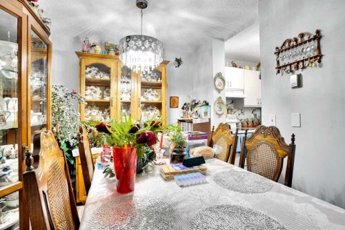 203-21 Dover Point Se, Calgary, AB - Indoor Photo Showing Dining Room