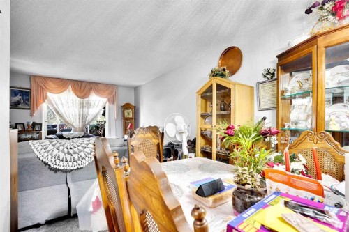 203-21 Dover Point Se, Calgary, AB - Indoor