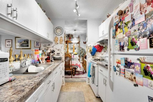 203-21 Dover Point Se, Calgary, AB - Indoor