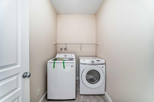 437 Redstone Grove Ne, Calgary, AB - Indoor Photo Showing Laundry Room