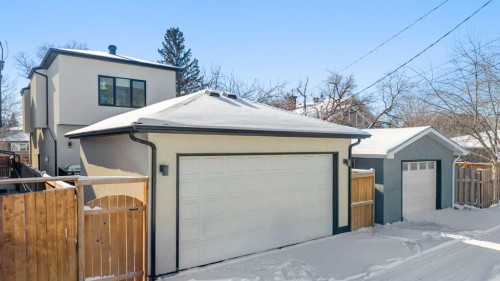 420 14 Avenue Ne, Calgary, AB - Outdoor With Exterior