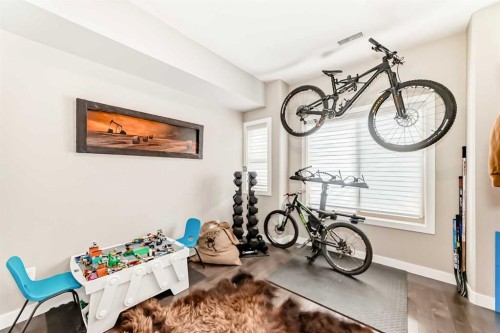 106 Cougar Ridge Landing Sw, Calgary, AB - Indoor Photo Showing Other Room