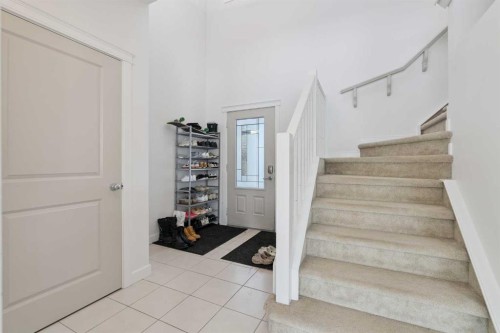 47 Everbrook Crescent Sw, Calgary, AB - Indoor Photo Showing Other Room