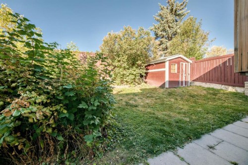 724D Raynard Crescent Se, Calgary, AB - Outdoor