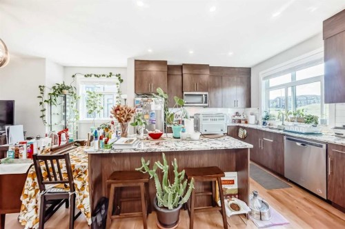 118 Sage Meadows Gardens Nw, Calgary, AB - Indoor Photo Showing Kitchen With Upgraded Kitchen