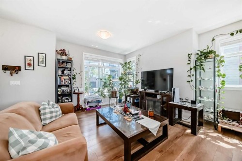 118 Sage Meadows Gardens Nw, Calgary, AB - Indoor Photo Showing Living Room