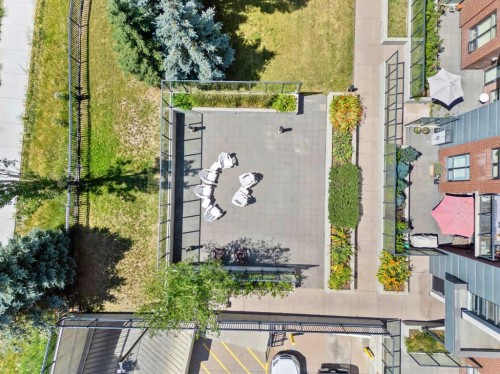 327-955 Mcpherson Road Ne, Calgary, AB - Outdoor