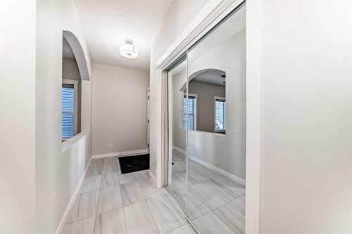 9 Saddlecrest Crescent Ne, Calgary, AB - Indoor Photo Showing Other Room