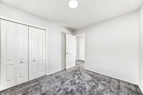 9 Saddlecrest Crescent Ne, Calgary, AB - Indoor