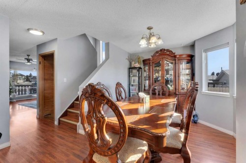 3790 Catalina Boulevard Ne, Calgary, AB - Indoor Photo Showing Dining Room