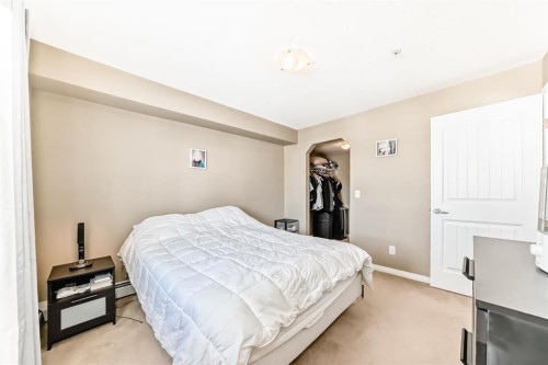 4216-31 Country Village Manor Ne, Calgary, AB - Indoor Photo Showing Bedroom