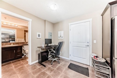 4216-31 Country Village Manor Ne, Calgary, AB - Indoor