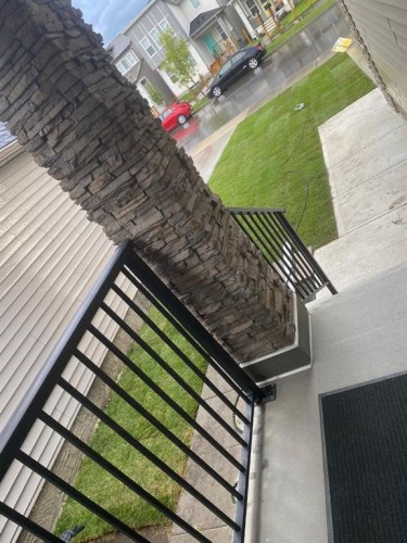 14 Belvedere Point Se, Calgary, AB 