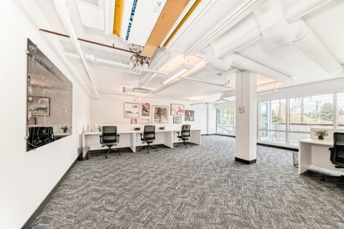 325-110 18A Street Nw, Calgary, AB - Indoor