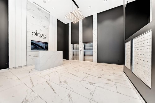 307-8375 Broadcast Avenue Sw, Calgary, AB - Indoor Photo Showing Other Room