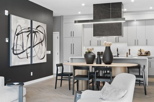 206-835 78 Street Sw, Calgary, AB - Indoor