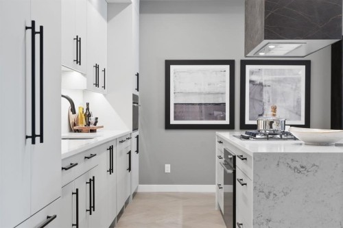 206-835 78 Street Sw, Calgary, AB - Indoor Photo Showing Kitchen