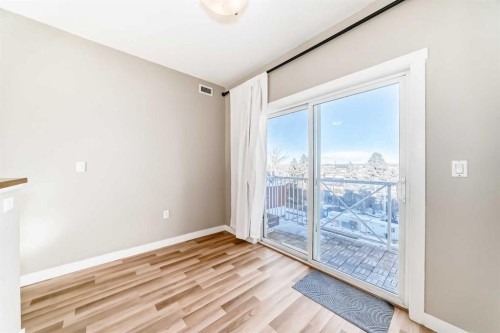 309-1540 17 Avenue Sw, Calgary, AB - Indoor Photo Showing Other Room
