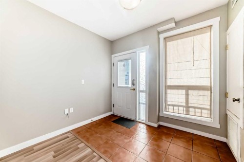 309-1540 17 Avenue Sw, Calgary, AB - Indoor Photo Showing Other Room
