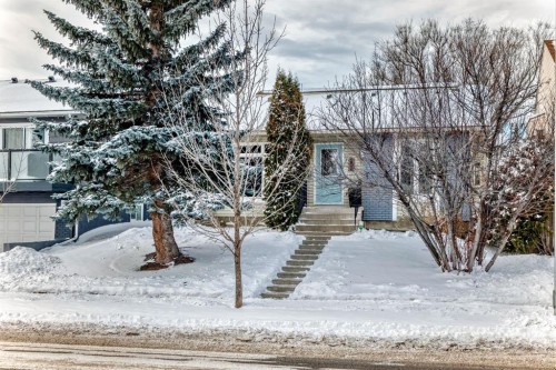 208 Woodbine Boulevard Sw, Calgary, AB - Outdoor