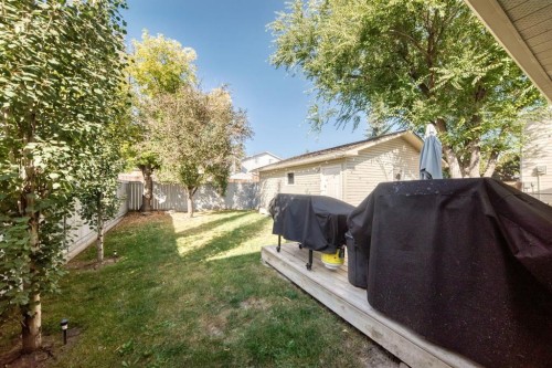 208 Woodbine Boulevard Sw, Calgary, AB - Outdoor