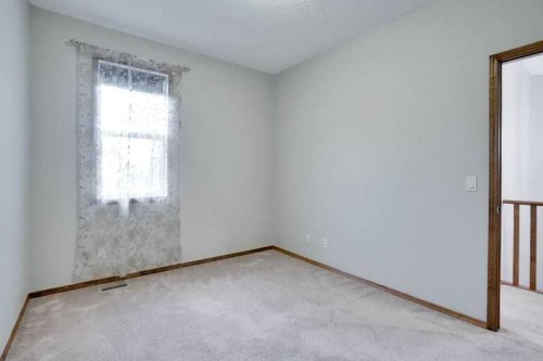 117 Walden Square Se, Calgary, AB - Indoor Photo Showing Other Room