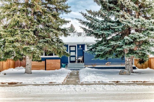 3304 46 Street Sw, Calgary, AB - Outdoor