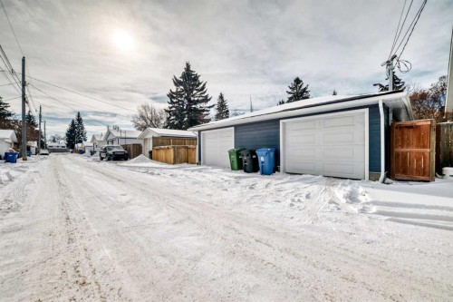 3304 46 Street Sw, Calgary, AB - Outdoor