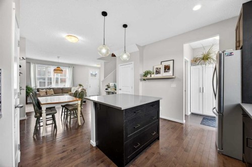 369 Walden Parade Se, Calgary, AB - Indoor