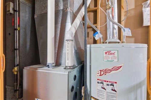 3811 14 Avenue Ne, Calgary, AB - Indoor Photo Showing Basement