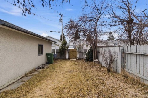 3811 14 Avenue Ne, Calgary, AB - Outdoor