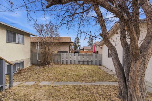 3811 14 Avenue Ne, Calgary, AB - Outdoor