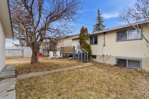 3811 14 Avenue Ne, Calgary, AB - Outdoor