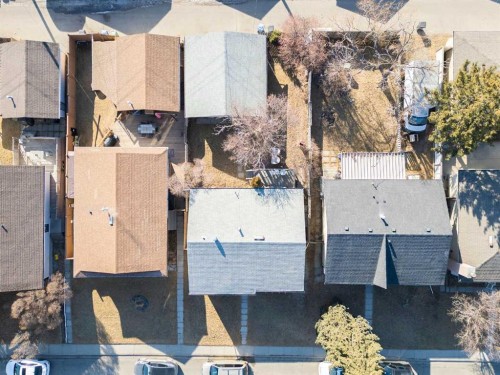 3811 14 Avenue Ne, Calgary, AB - Outdoor