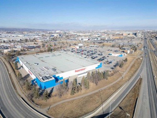 3811 14 Avenue Ne, Calgary, AB - Outdoor With View