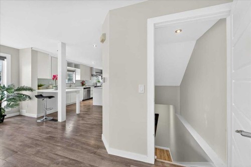 2103 Country Hills Circle Nw, Calgary, AB - Indoor