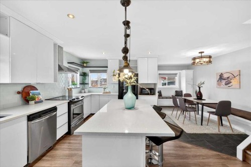 2103 Country Hills Circle Nw, Calgary, AB - Indoor Photo Showing Kitchen With Upgraded Kitchen