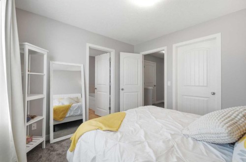 53 Sagehill Common Nw, Calgary, AB - Indoor Photo Showing Bedroom