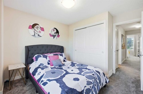 53 Sagehill Common Nw, Calgary, AB - Indoor Photo Showing Bedroom